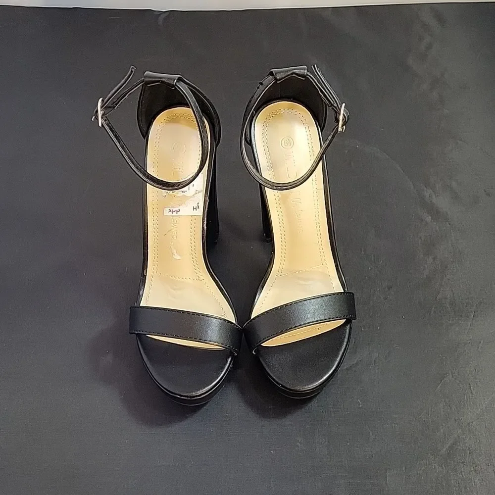 BRAND NEW WILD DIVA WOMEN'S ANKLE STRAP PLATFORM CHUNKY HEELS HEELED SANDALS